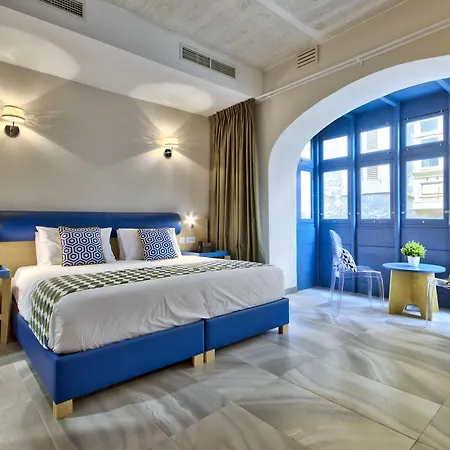 Hotel The British Suites