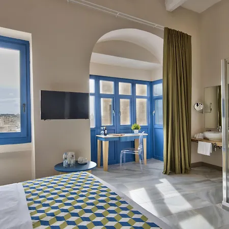 The British Suites 2* Valletta