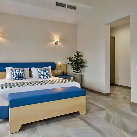 The British Suites Hotel 2*