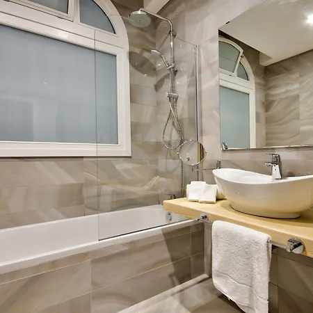 The British Suites Hotel Valletta