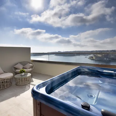 The British Suites 2*