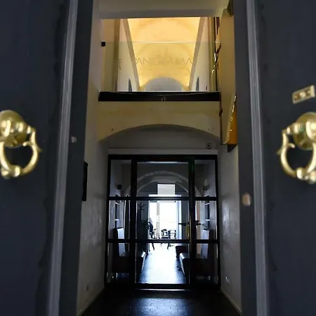 The British Suites Hotel 2*